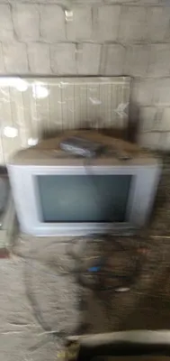 Televizor LG rassiyiski 1