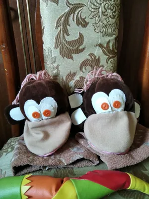 Обезьянка, игрушка, одевается на руку. 1