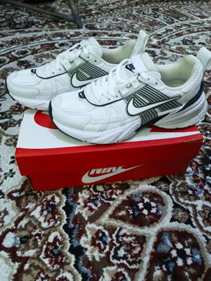 nike krasofka orginal razmer 36 300 min