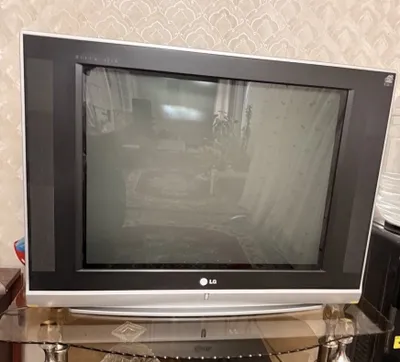 Телевизор LG, 500.000 тыс. Договоримся!