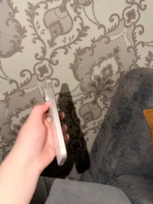 14 белый, 128 ГБ, 80%, 370$ 1