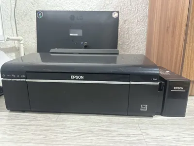 Printer Epson L805 1yil ishlatganman 1