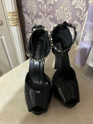 Ayollar tuflisi qora 1