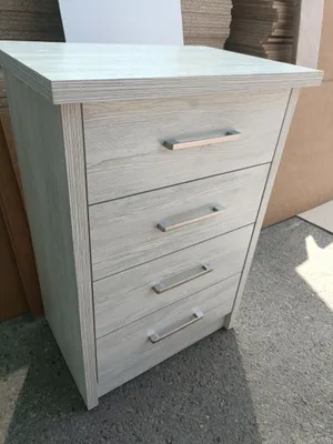 Komod komod chedtr dastafka besplatna razmer visata 94. Shirina 65. g 1