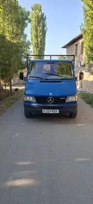 Mercedes-Benz (Siprentir Prich). 1
