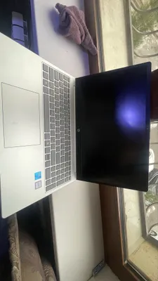 HP noutbuk yangi 1