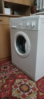 Juda yaxshi ish holatidagi Indesit kir yuvish mashinasi 1