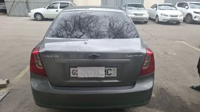 Lacetti 1.8 sotiladi 1