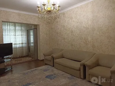 Oltintepa/ Tsiolkovskiy 1