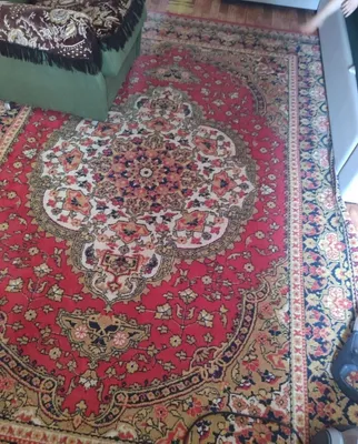 Yaxshi holatdagi Xiva gilami sotiladi 1