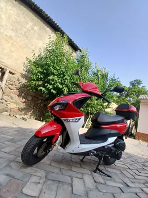 benzinli mator quvvati TY 150 cc sotiladi 700$