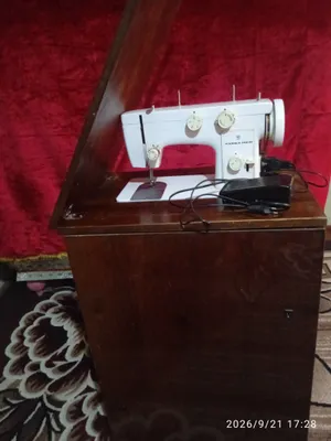 Продаётся швейная машина Chayka, оверлок, состояние отличное 1