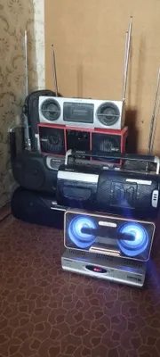 Akkumulyatorli ishlatilgan radiopriyomnik