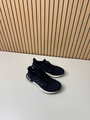 Adidas orginal krasovka razmeri 40 1