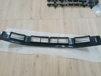 Старая решётка бампера Lixiang L9 1