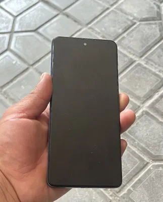 Срочно продаётся Tecno Pova 6 5G 1