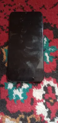 XIAOMI 9-layt ekrani va orqasi singan zapchastga. 1