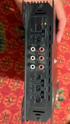 4-канальный автомобильный усилитель звука марки DV-Pioneer OK 1