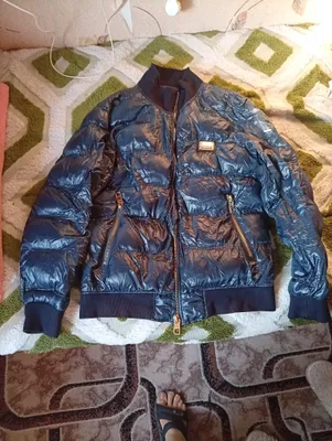 Dolce&Gabbana kurtkasi, holati a’lo 1