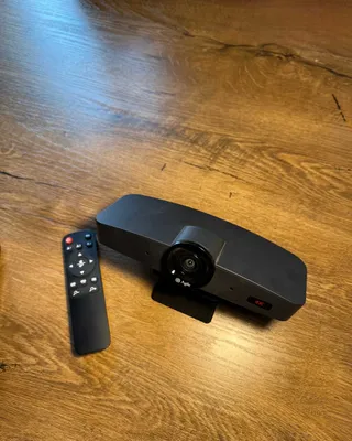 «Konferensiyalar va yig‘ilishlar uchun 4K kamera»