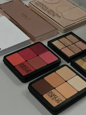 Makeup Forever 52 1