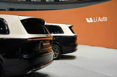 Livis двухцветный L9 Lixiang официальный дилер Li Auto Control Auto 1