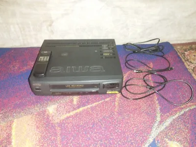 Aiwa HV-C400KER 1