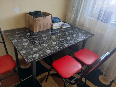 Stol stul sotiladi narxi 1500000