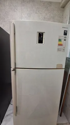 Холодильник Samsung