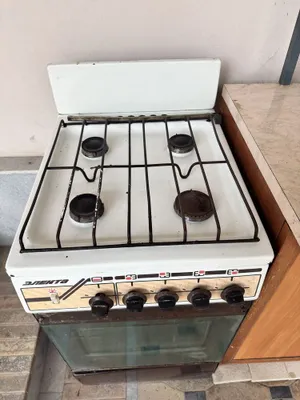 Продам газовую плиту ЭЛЕКТА 1