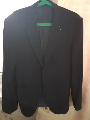 to‘q ko‘k rangdagi zamonaviy pidjak 1