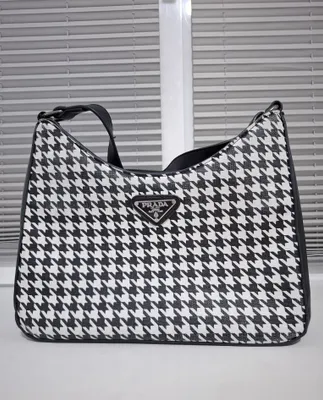 Женские сумочки Prada 1