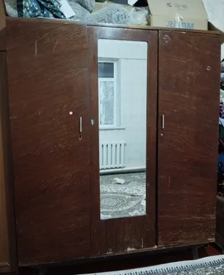 Продаётся шкаф, цена 200, срочно
