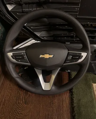 Yangi Chevrolet Tracker rul — original. 1