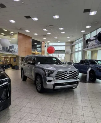 Toyota Sequoia Platinum 2027 1