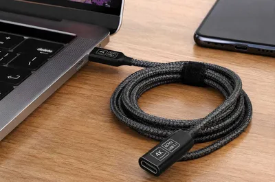 Type-C Thunderbolt 4 uzaytirgichi — 240W, 4K 60Hz, USB 3.1