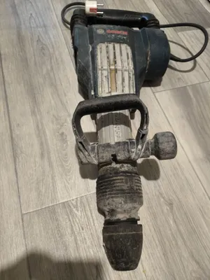 Bosch 11 vc.отбойный молоток. 1