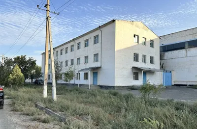 Продаётся здание в городе Ургенч 1