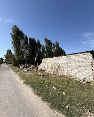 Продаётся земельный участок в Хасанбое, на улице Абдурахмонова 1
