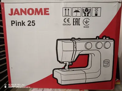 Продаётся швейная машина Janome 1