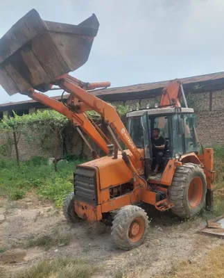 Сдаётся в аренду экскаватор-погрузчик HITACHI 1