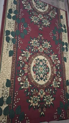 Ishlatilgan gilamlar sotiladi 1