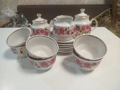 Фарфорый чайный сервиз 1