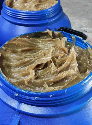 Universal Litol-24 moyi