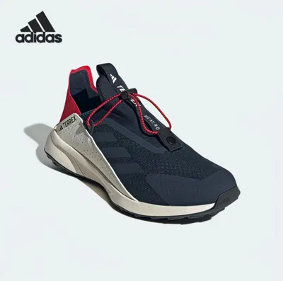 Кроссовки adidas оригинальные 1