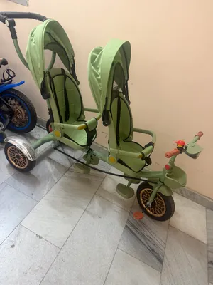 Коляска велик для двойни 1