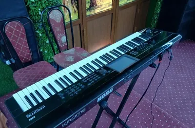 Korg Krome в отличном состоянии 1
