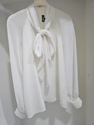 Шифоновая белая блузка с бантом NAVY 1