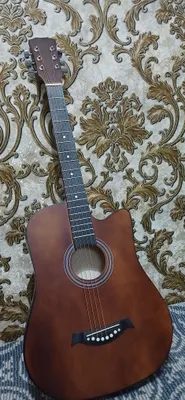 akustik gitara sotiladi yangi ishlatilmagan