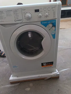 INDESIT, стиральная машина 5 кг, в хорошем состоянии, использовалась 3 года 1